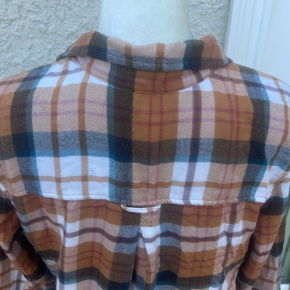 American Eagle AHH -AMAZINGLY Soft Boyfriend Fit Tan Plaid Flannel Womens Size L - Picture 5 of 6